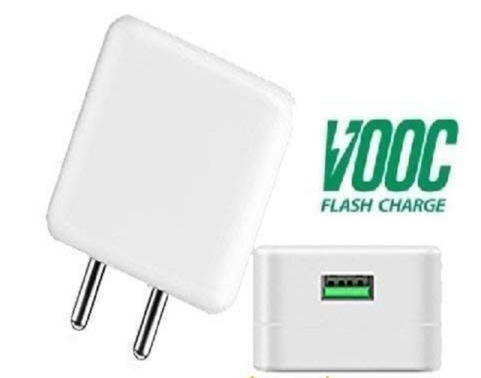 REALME VOOC 5V 4 AMP USB CHARGER (WHITE)